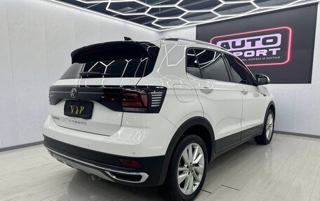 Volkswagen T-Cross I, 2022 год, 1 730 000 рублей, 6 фотография
