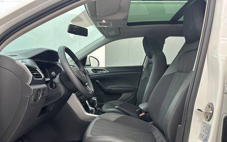 Volkswagen T-Cross I, 2022 год, 1 730 000 рублей, 7 фотография