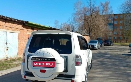 Mitsubishi Pajero IV, 2011 год, 2 000 000 рублей, 4 фотография