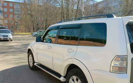 Mitsubishi Pajero IV, 2011 год, 2 000 000 рублей, 6 фотография