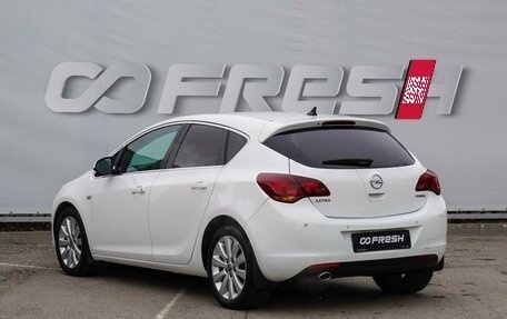 Opel Astra J, 2011 год, 889 000 рублей, 2 фотография
