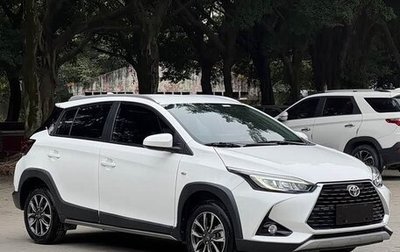 Toyota Yaris XP150 рестайлинг, 2022 год, 1 370 000 рублей, 1 фотография