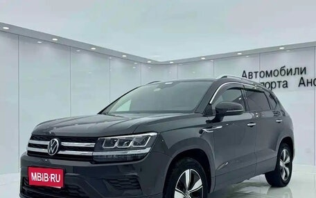 Volkswagen Tharu, 2022 год, 1 400 000 рублей, 1 фотография