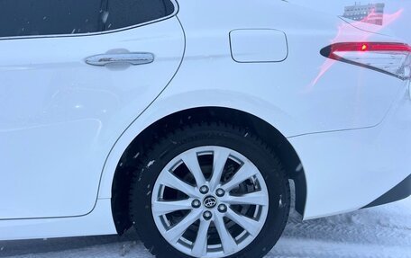 Toyota Camry, 2018 год, 2 900 000 рублей, 16 фотография