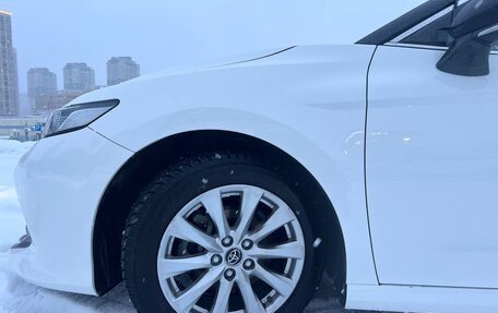 Toyota Camry, 2018 год, 2 900 000 рублей, 13 фотография