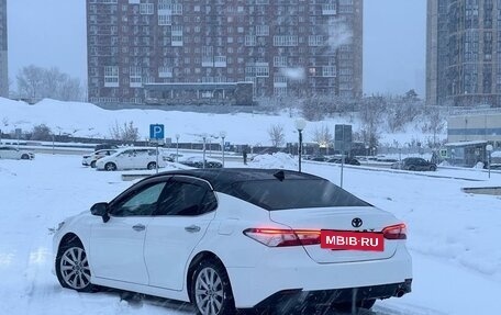 Toyota Camry, 2018 год, 2 900 000 рублей, 7 фотография