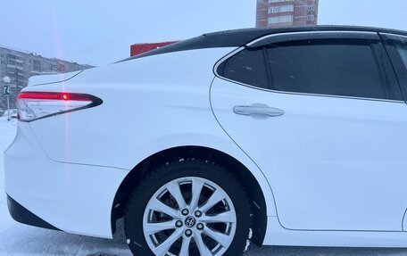 Toyota Camry, 2018 год, 2 900 000 рублей, 20 фотография