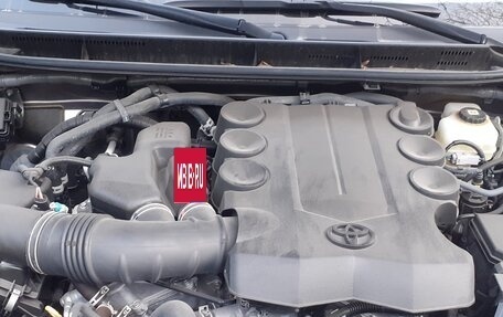 Toyota Land Cruiser Prado 150 рестайлинг 2, 2022 год, 13 500 000 рублей, 8 фотография