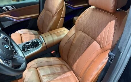 BMW X7, 2024 год, 14 000 000 рублей, 13 фотография