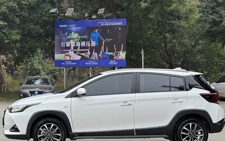 Toyota Yaris XP150 рестайлинг, 2022 год, 1 370 000 рублей, 8 фотография