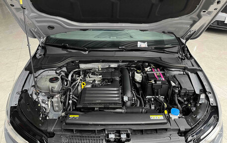 Volkswagen Golf VIII, 2022 год, 2 080 000 рублей, 13 фотография