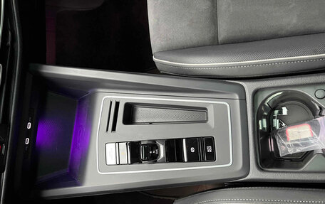 Volkswagen Golf VIII, 2022 год, 2 080 000 рублей, 12 фотография