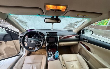 Toyota Camry, 2013 год, 1 990 000 рублей, 14 фотография