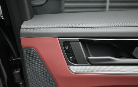 Porsche Cayenne III, 2025 год, 21 999 000 рублей, 38 фотография