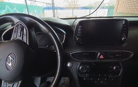 Hyundai Santa Fe IV, 2018 год, 3 050 000 рублей, 6 фотография