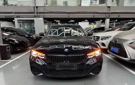 BMW 3 серия, 2022 год, 2 601 555 рублей, 2 фотография