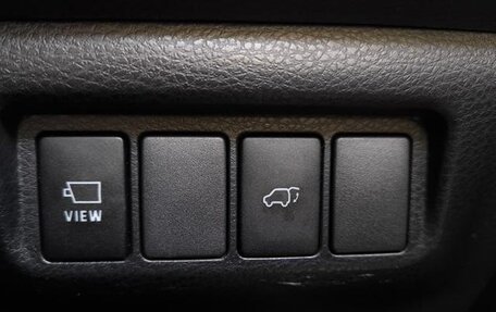 Toyota Harrier, 2018 год, 3 000 000 рублей, 22 фотография