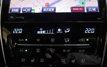 Toyota Harrier, 2018 год, 3 000 000 рублей, 15 фотография