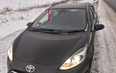 Toyota Aqua I, 2018 год, 1 200 000 рублей, 4 фотография