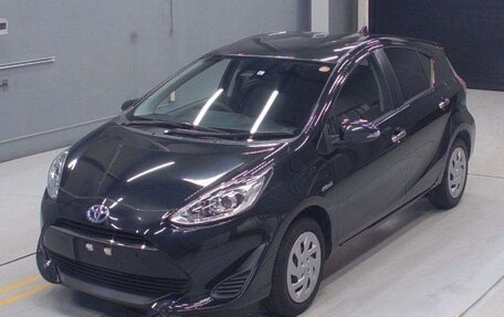 Toyota Aqua I, 2018 год, 1 200 000 рублей, 19 фотография