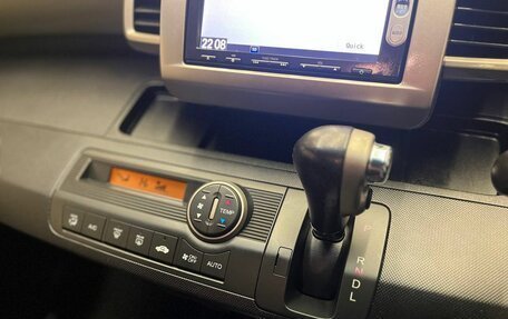 Honda Freed I, 2014 год, 1 180 000 рублей, 8 фотография