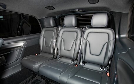 Mercedes-Benz V-Класс, 2025 год, 15 000 000 рублей, 15 фотография