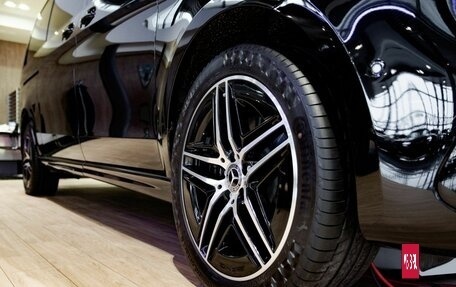 Mercedes-Benz V-Класс, 2025 год, 15 000 000 рублей, 17 фотография