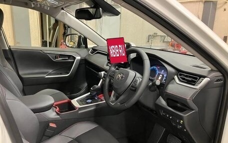 Toyota RAV4, 2025 год, 4 700 000 рублей, 12 фотография