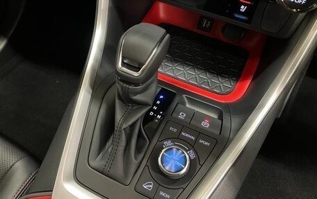 Toyota RAV4, 2025 год, 4 700 000 рублей, 21 фотография