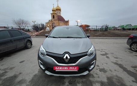 Renault Kaptur I рестайлинг, 2017 год, 1 360 000 рублей, 4 фотография