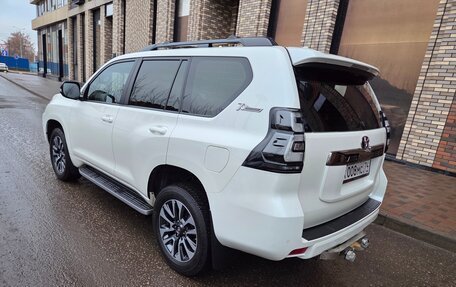 Toyota Land Cruiser Prado 150 рестайлинг 2, 2021 год, 6 700 000 рублей, 7 фотография