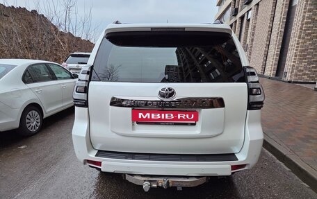 Toyota Land Cruiser Prado 150 рестайлинг 2, 2021 год, 6 700 000 рублей, 6 фотография