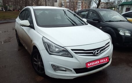 Hyundai Solaris II рестайлинг, 2014 год, 722 000 рублей, 2 фотография
