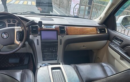 Cadillac Escalade III, 2012 год, 2 750 000 рублей, 5 фотография