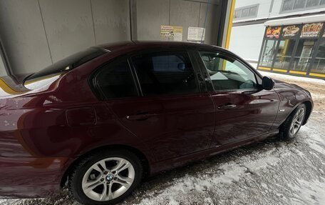 BMW 3 серия, 2009 год, 990 000 рублей, 17 фотография