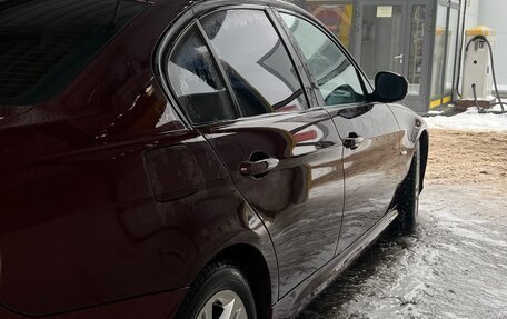 BMW 3 серия, 2009 год, 990 000 рублей, 18 фотография