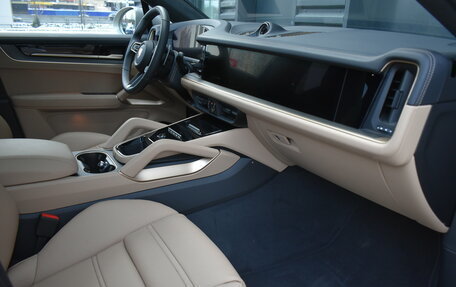 Porsche Cayenne III, 2025 год, 24 500 000 рублей, 13 фотография