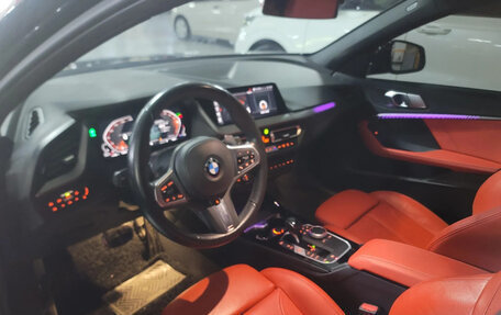 BMW 1 серия, 2021 год, 2 350 000 рублей, 8 фотография