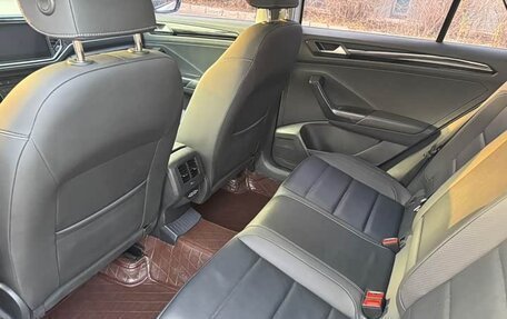 Volkswagen T-Roc I, 2022 год, 1 460 004 рублей, 11 фотография