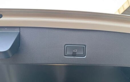 Volkswagen T-Roc I, 2022 год, 1 460 004 рублей, 17 фотография