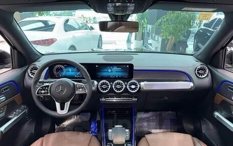 Mercedes-Benz GLB, 2022 год, 1 811 999 рублей, 7 фотография