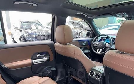 Mercedes-Benz GLB, 2022 год, 1 811 999 рублей, 9 фотография