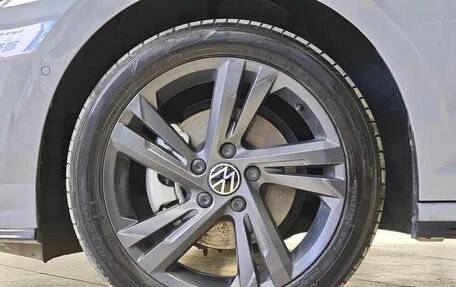 Volkswagen Golf VIII, 2021 год, 1 310 000 рублей, 25 фотография