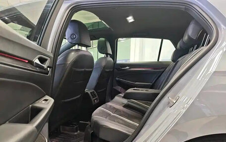 Volkswagen Golf VIII, 2021 год, 1 310 000 рублей, 21 фотография