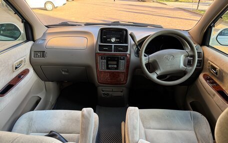 Toyota Gaia, 2001 год, 630 000 рублей, 24 фотография