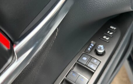 Toyota Camry, 2021 год, 3 000 000 рублей, 13 фотография