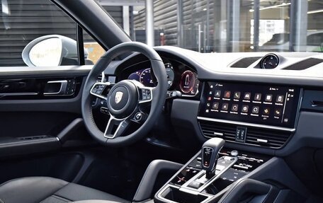 Porsche Cayenne III, 2023 год, 13 690 000 рублей, 7 фотография