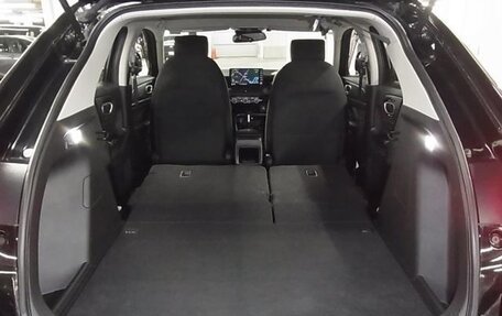 Honda Vezel, 2022 год, 1 850 000 рублей, 15 фотография