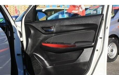 Suzuki Swift V, 2021 год, 1 410 000 рублей, 9 фотография