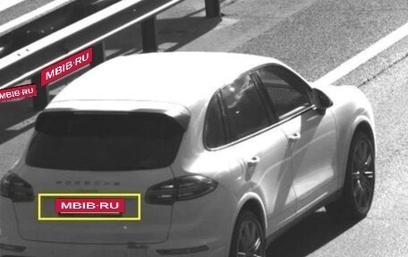 Porsche Cayenne III, 2016 год, 4 100 000 рублей, 16 фотография